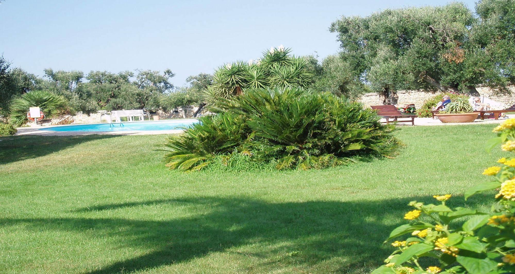 Hotel Masseria Tutosa Ostuni Exterior foto