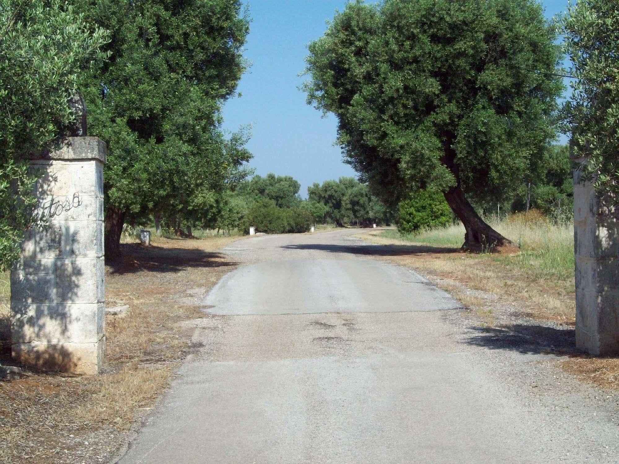 Hotel Masseria Tutosa Ostuni Exterior foto