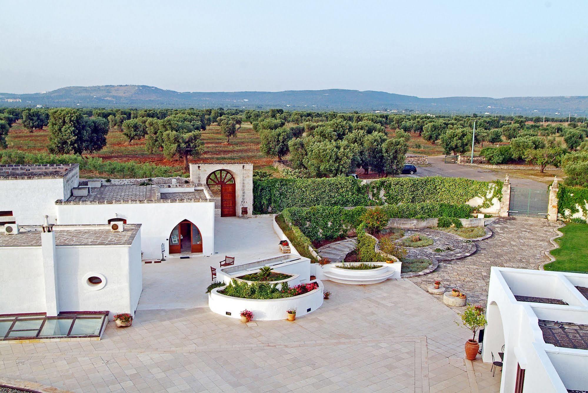 Hotel Masseria Tutosa Ostuni Exterior foto